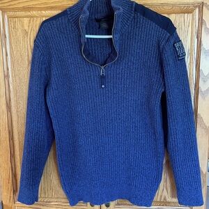 Calvin Klein 🔥🔥men’s sweater size XL.